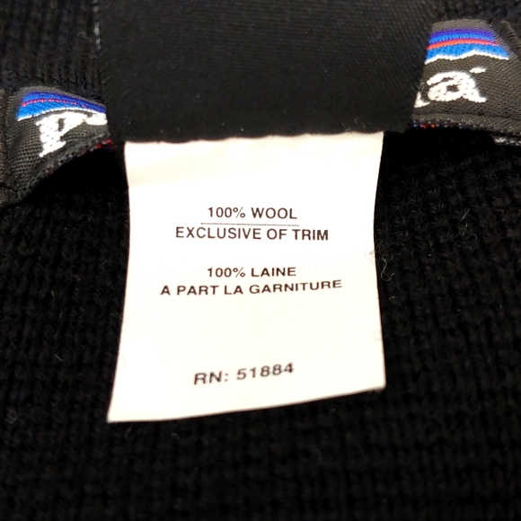 Patagonia Collared 100% Wool Black Cropped Sweater Size S - Picture 8 of 9